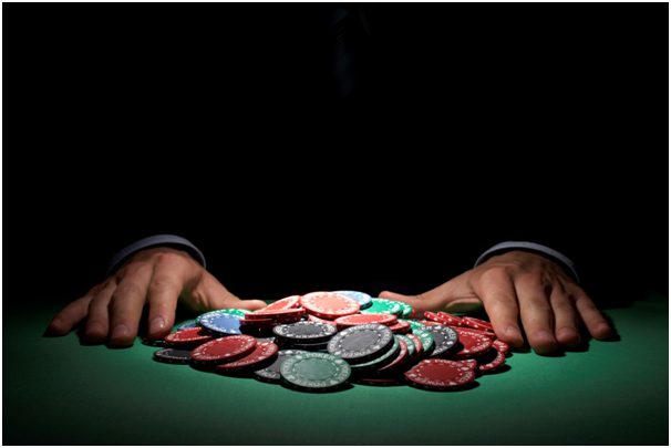 Comment le poker peut-il nous apprendre à mieux gérer son argent ?